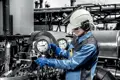 UVEX Pheos C, bílá přilba s ventilací vzadu